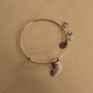 🌟ALEX & ANI 🌟 Friends Half Best Friends Bangle